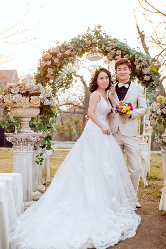 王璐瑶和师靖结婚喜帖